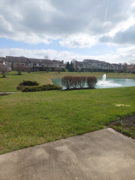 Building Photo - 6293 Edgewater Dr