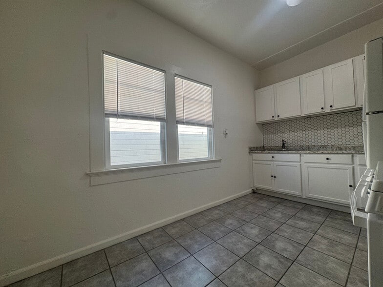 Building Photo - 3641 West St