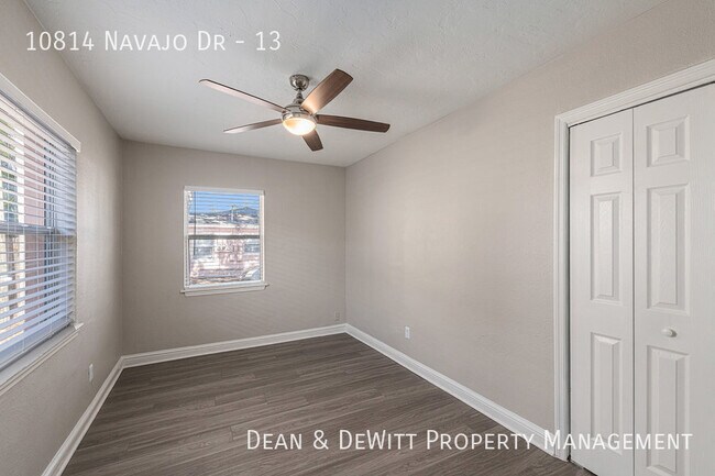 Building Photo - 10814 Navajo Dr