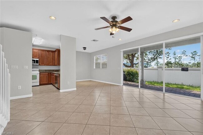 Building Photo - 7032 Ambrosia Ln