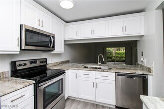 Building Photo - 2566 Kings Lake Blvd