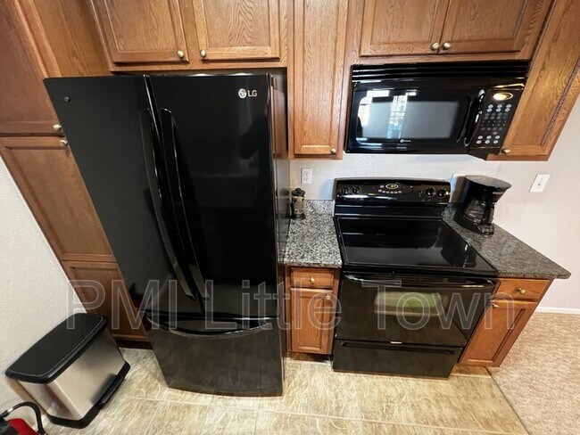 Building Photo - 17389 Nature Walk Tr