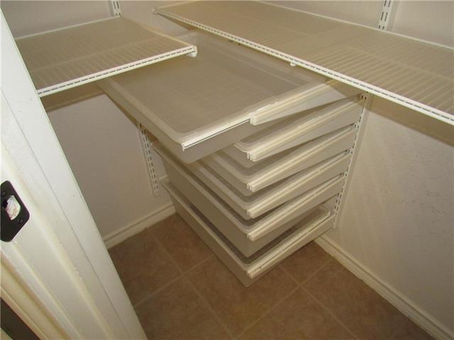 Building Photo - 4411 Shady Elm Dr