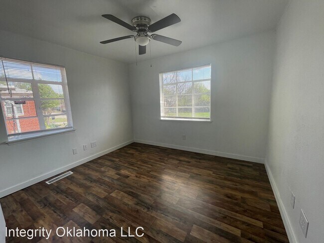 Building Photo - 2 br, 1 bath House - 3029 W. Eubanks