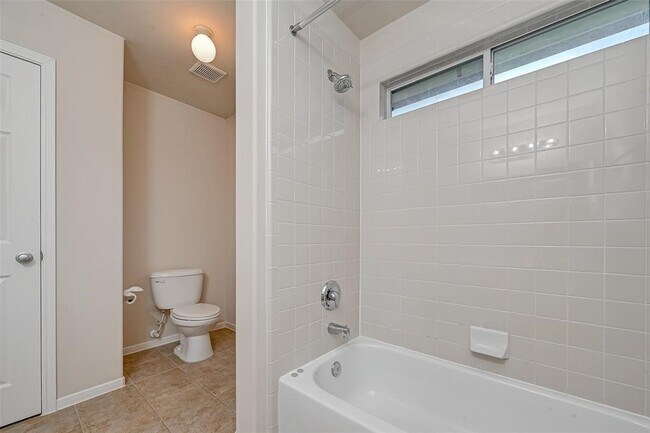 Building Photo - 21587 Tims Harbor Dr