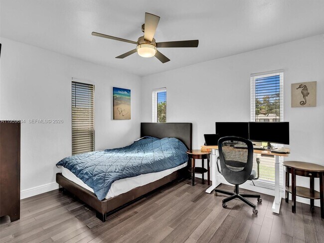 Building Photo - 1459 Rodman St