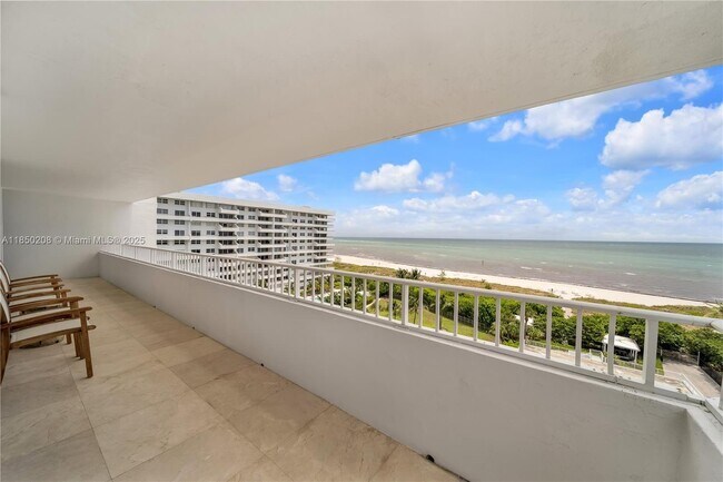 Building Photo - 199 Ocean Ln Dr