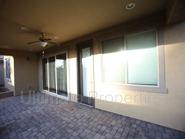 Building Photo - 18752 N 51st Dr