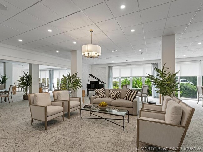 Building Photo - 2295 S Ocean Blvd