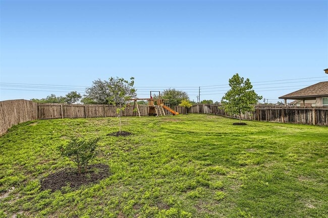 Building Photo - 2330 Blake Way