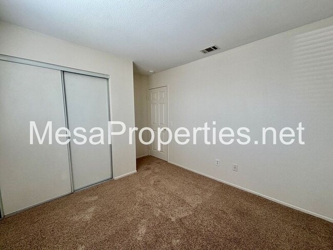 Building Photo - 13593 Hemingway Dr