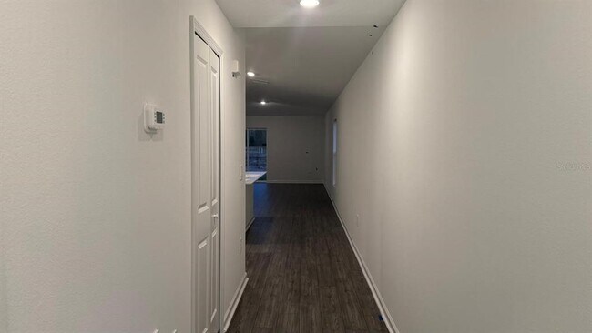 Building Photo - 8195 SW 45th Ct