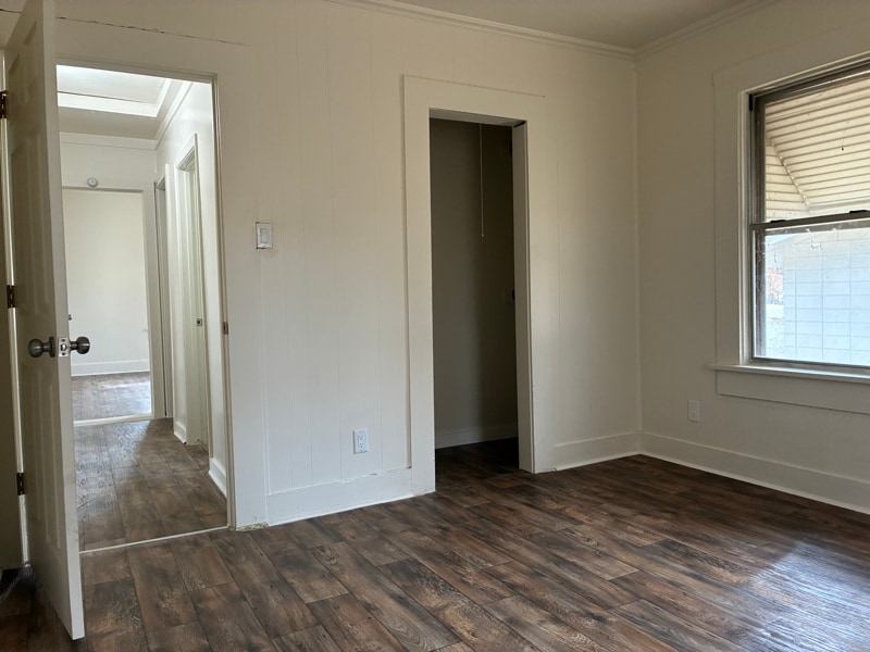 Building Photo - 626 W Trotter St