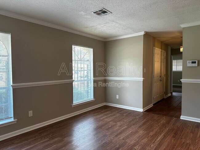 Building Photo - 1429 Dunbarton Rd