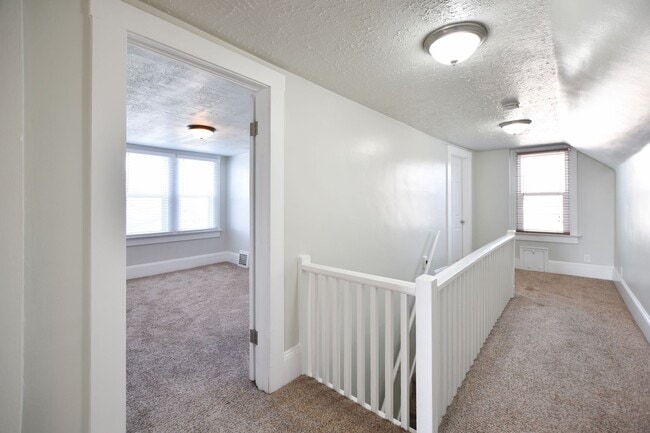 Building Photo - 2467 S 700 E