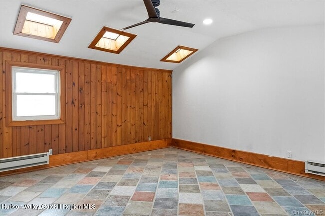 Building Photo - 378 Broadway