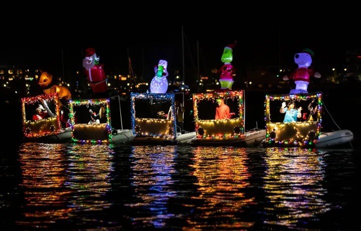 Marina Boat parade in your sights - 8120 Billowvista Dr