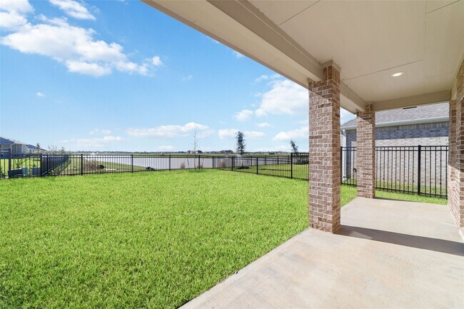 Building Photo - 3037 Avenida Sonoma Dr