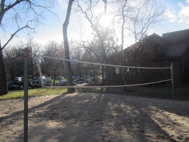 Building Photo - 2890 Shadow Creek Dr