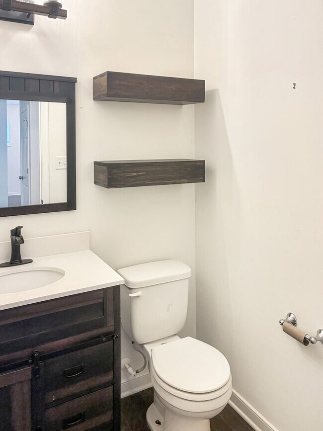 Building Photo - Stunning 4-bedroom in Midlothian, VA