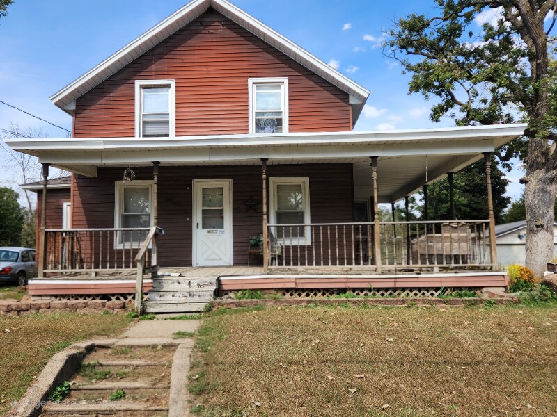 Building Photo - 416 3rd St NW