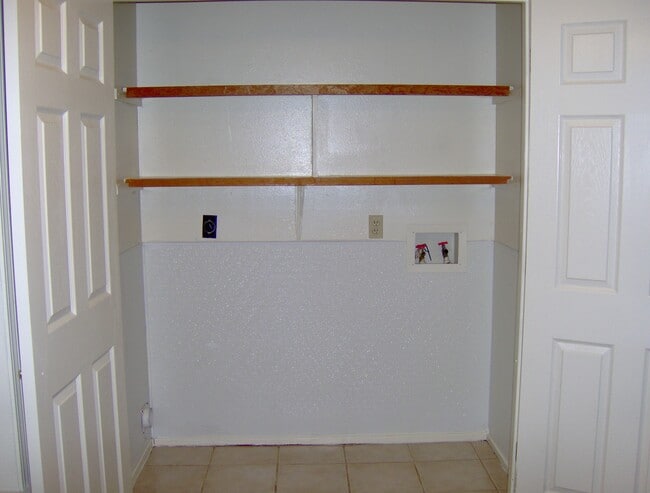 Building Photo - 2306 San Pedro Dr