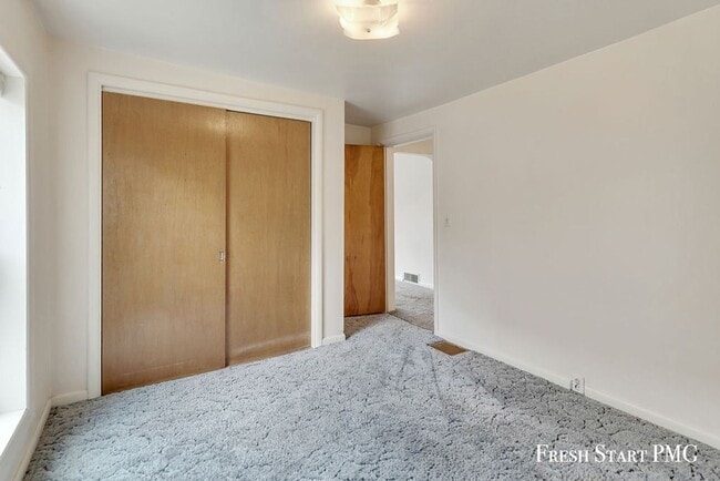 Building Photo - Cozy and Convenient Home for Rent