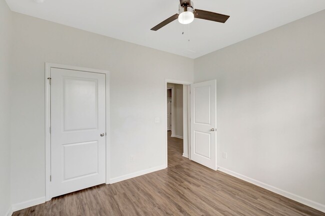 Building Photo - Beautiful One Story home in McKewn