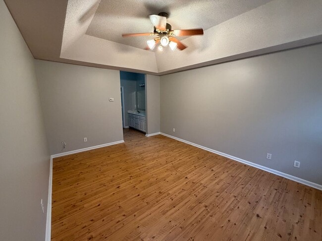 Building Photo - Spacious Four Bedroom Home Near Quail Hollow Neighborhoods!