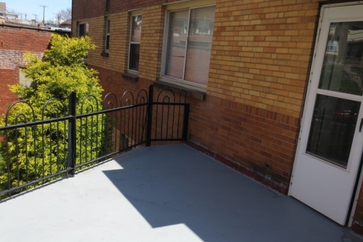 Building Photo - 5712 Phillips Ave