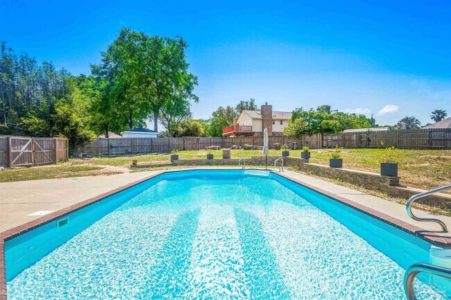 Building Photo - 3019 Keats Dr