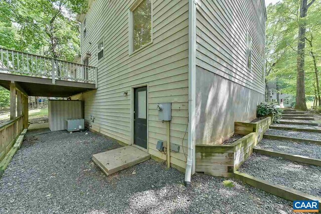 Building Photo - 1012 Wildmere Pl