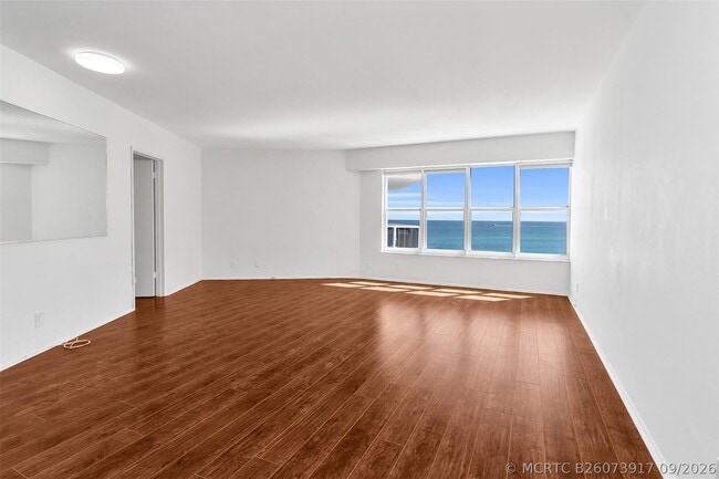 Building Photo - 3700 Galt Ocean Dr