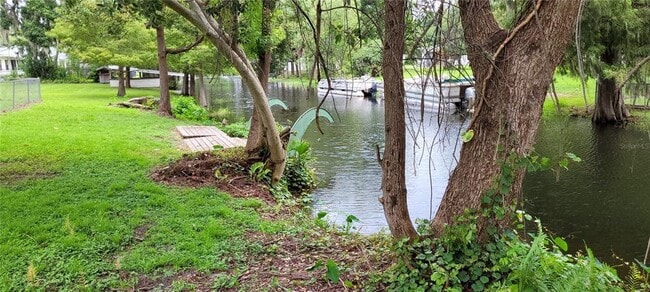 Building Photo - 43 Main St