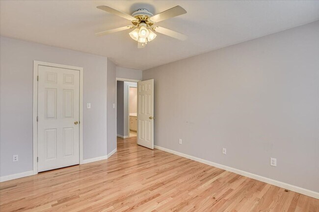 Building Photo - 4363 Wisteria Ct