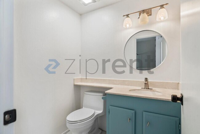 Building Photo - 1030 Gull Ave