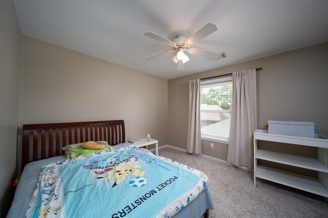 Building Photo - 20722 Fawnbrook Ct