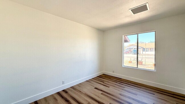 Building Photo - 4827 W Michigan Ave