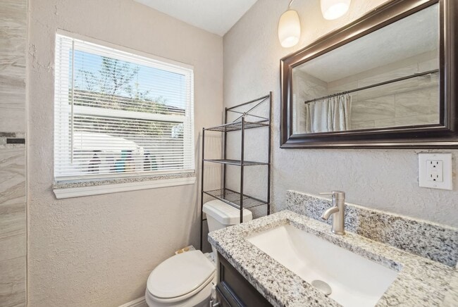 Building Photo - Charming Corner Lot Pool Home with Private Orchard Florida Living at Its Best – Pool, Privacy & P...