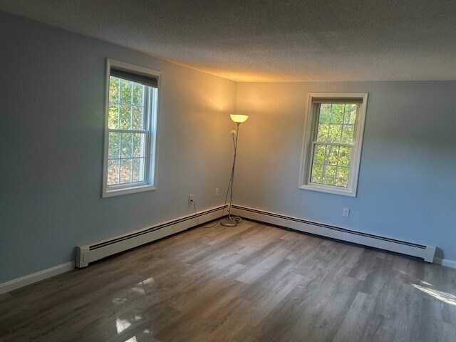 Building Photo - 39 Lantern Ln