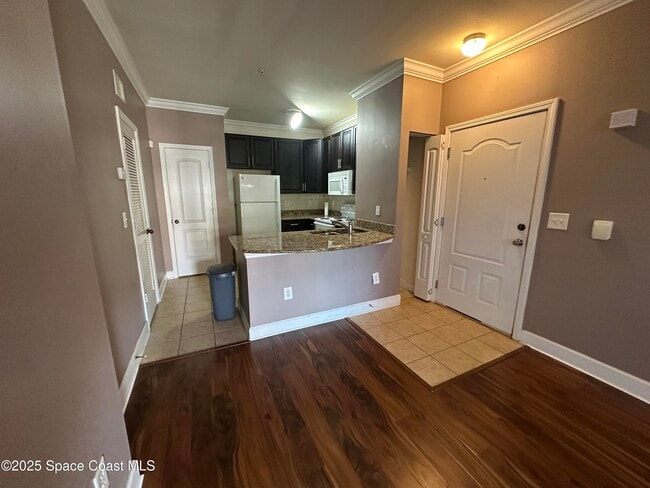 Building Photo - 6440 Borasco Dr