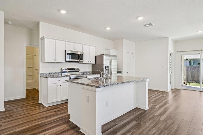 Building Photo - 191 Light Timber Rd