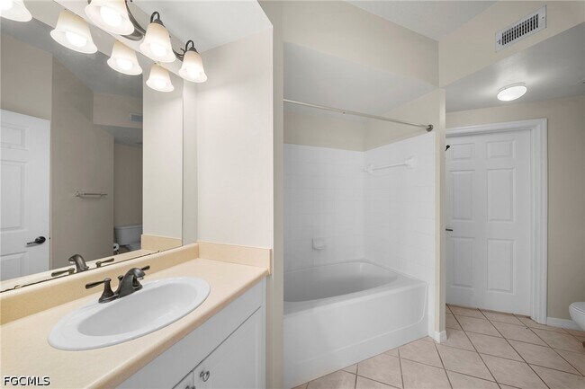 Building Photo - 11400 Ocean Walk Dr