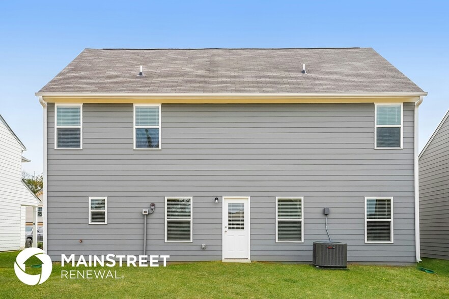 Building Photo - 595 Clover Cir