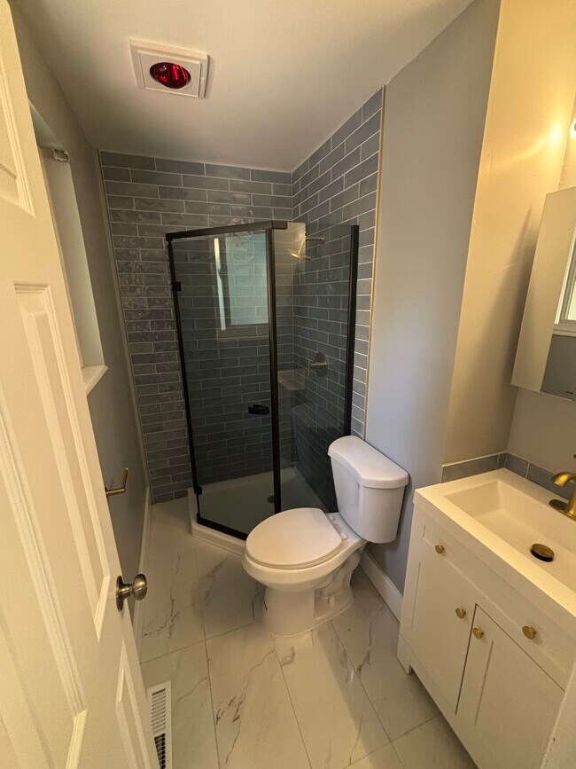 Building Photo - 7734 S 1100 E