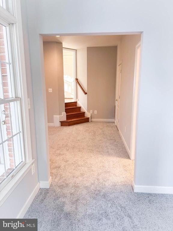 Building Photo - 7761 Legere Ct