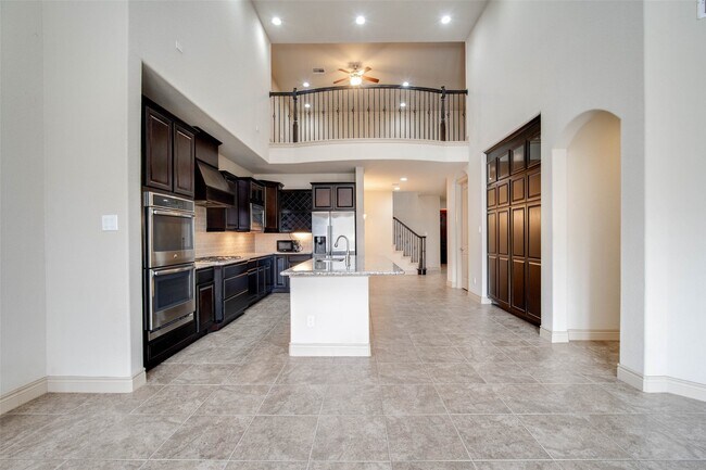 Building Photo - 24111 Valencia Ridge Ln