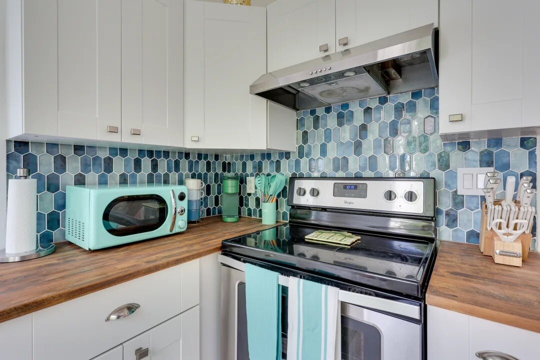 Building Photo - 1320 SW 11th St