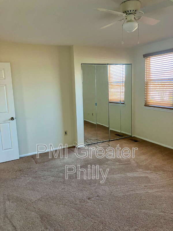 Building Photo - 2466 Brandon Ct