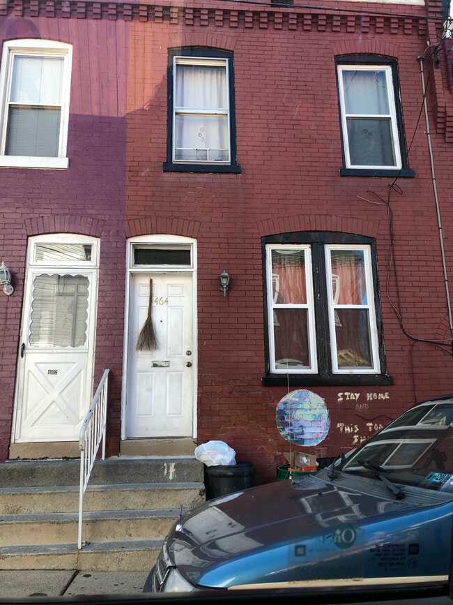 Building Photo - 464 Lafayette St